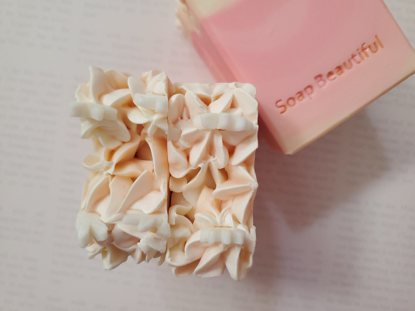 [2022] Pink Gradient Soap