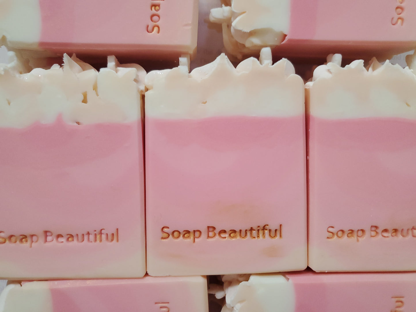 [2022] Pink Gradient Soap